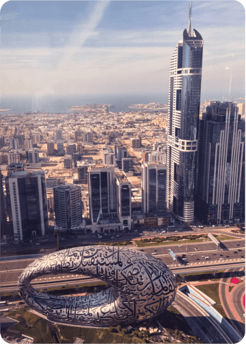 Výhled na Dubaj z Emirates Towers - Instagram.com