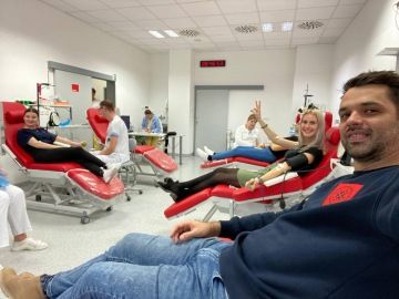 Probinex employees donating blood - Probinex.com